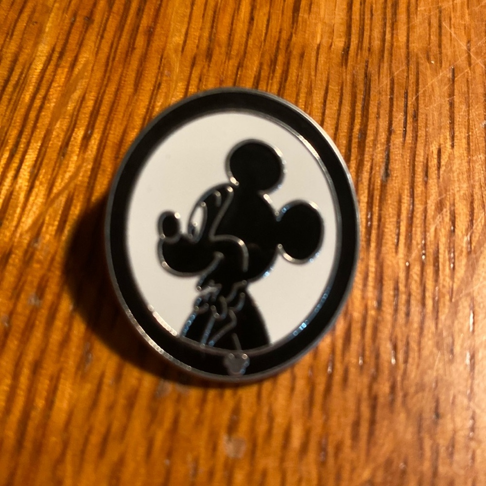 Disney trading pin